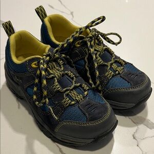 LL Bean Kids Trail Model Hiker Blue Sz 13